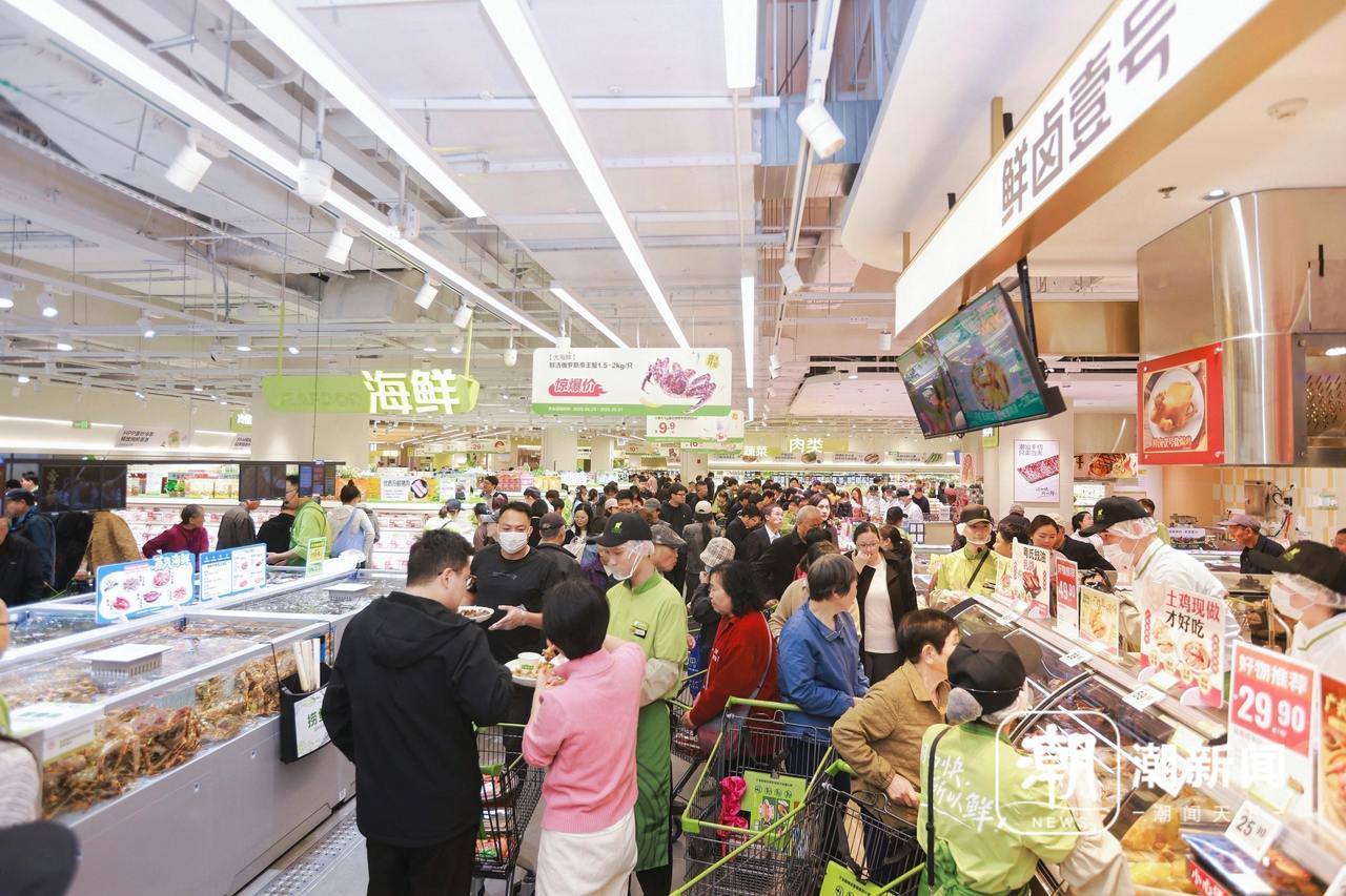 能在店逛吃、能点外卖，小象超市浙江首店在宁波开业